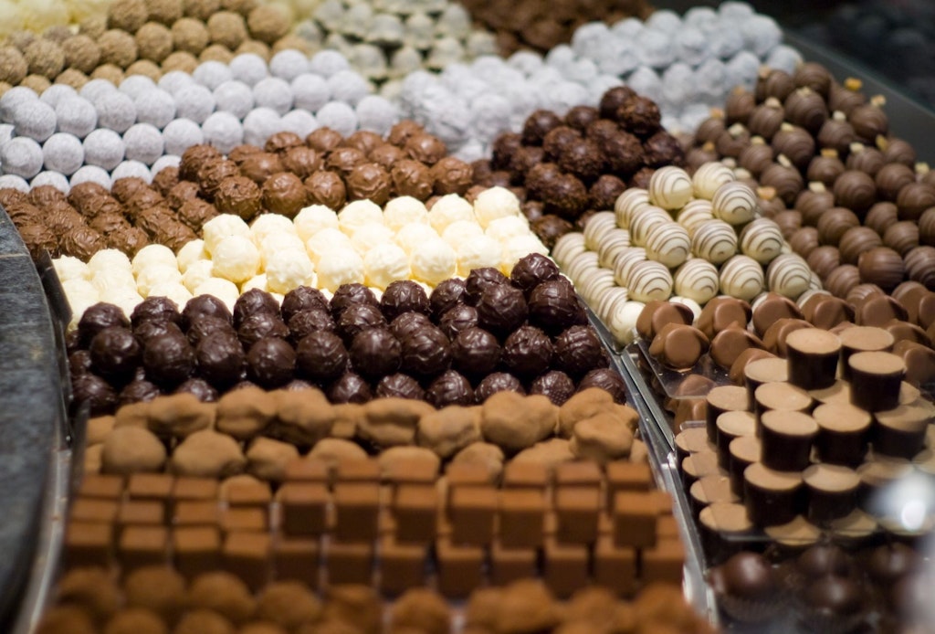 Moderne Schweizer Konditorei〈現代スイス菓子のすべて 現代スイス菓子のすべて(ウォルフガング・ポール・ゴッツェ : 著