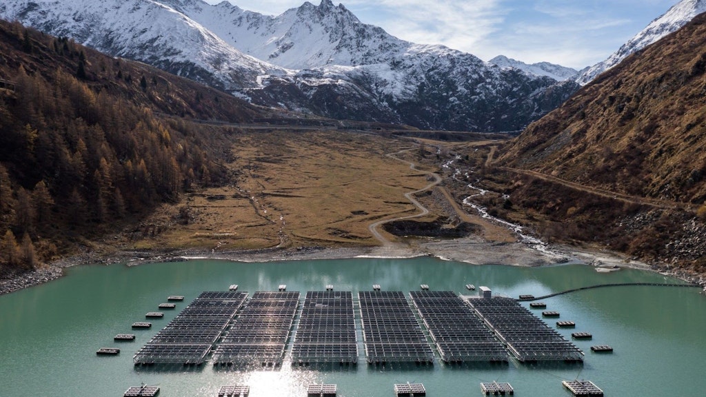 В своей внутренней и внешней политике Швейцария стремится к росту устойчивости финансового сектора. 