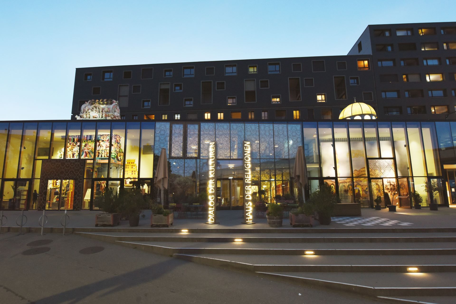 Ansicht des Hauses der Religionen in Bern.