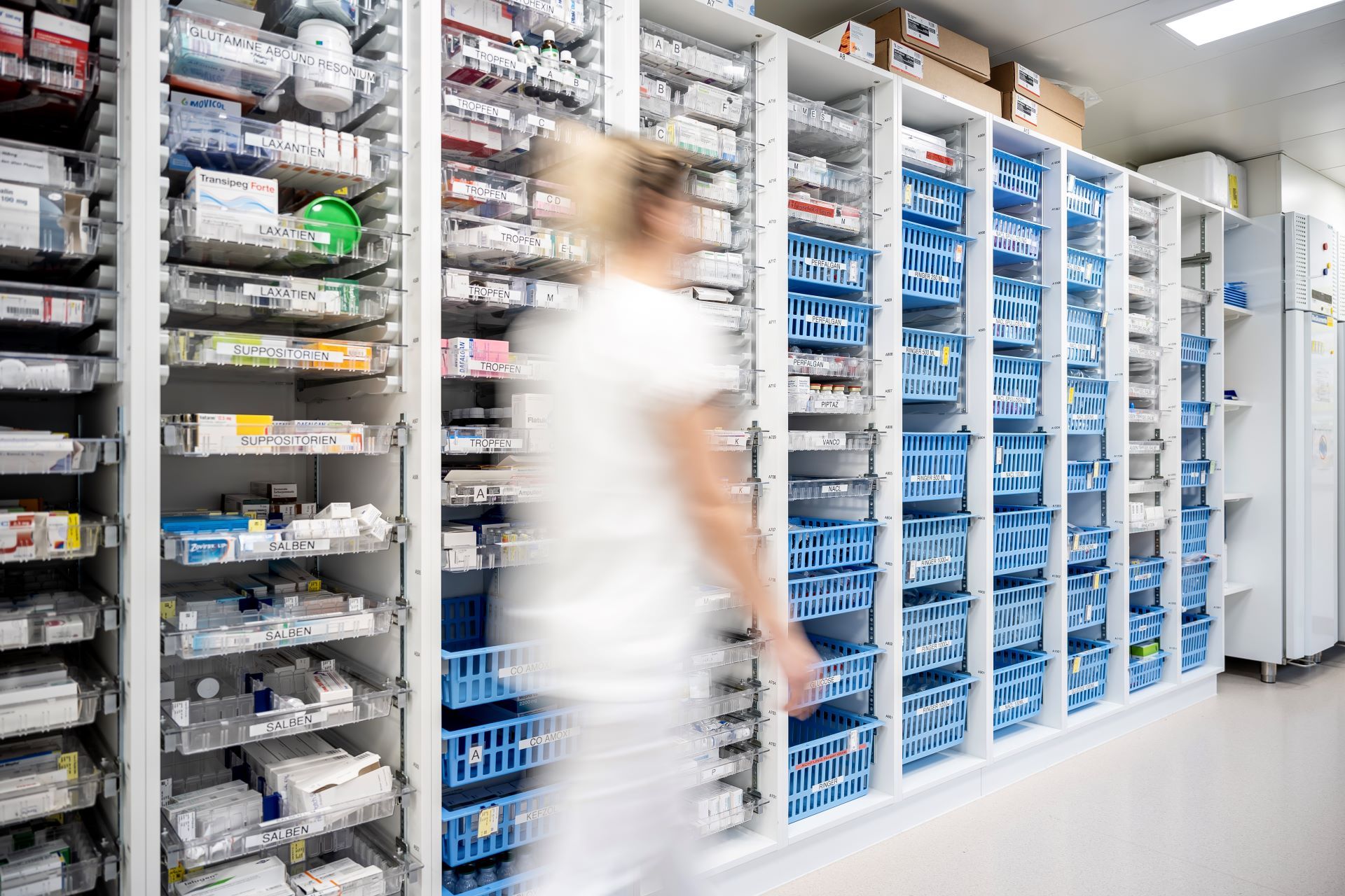 Eine Mitarbeiterin im Unispital Zürich. 