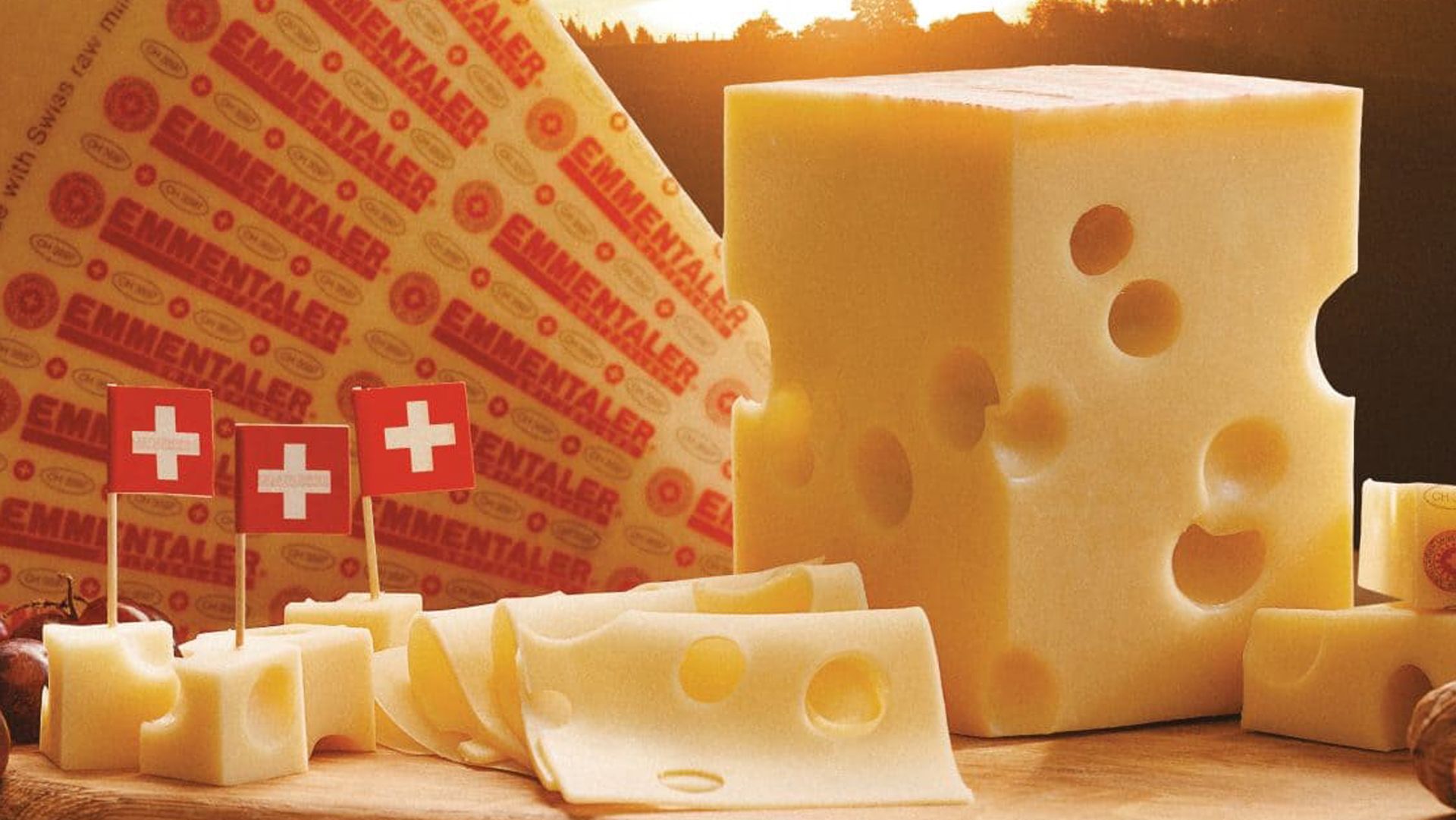 Queso emmental con agujeros.